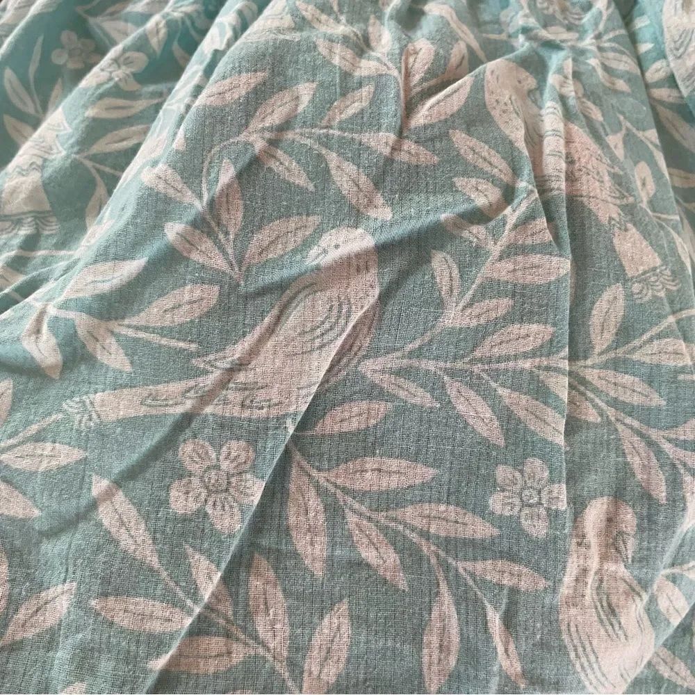 Mini Boden Girls Floral Blue Twirl Skirt with Bird Pattern Size 6-7 - Picture 4 of 7